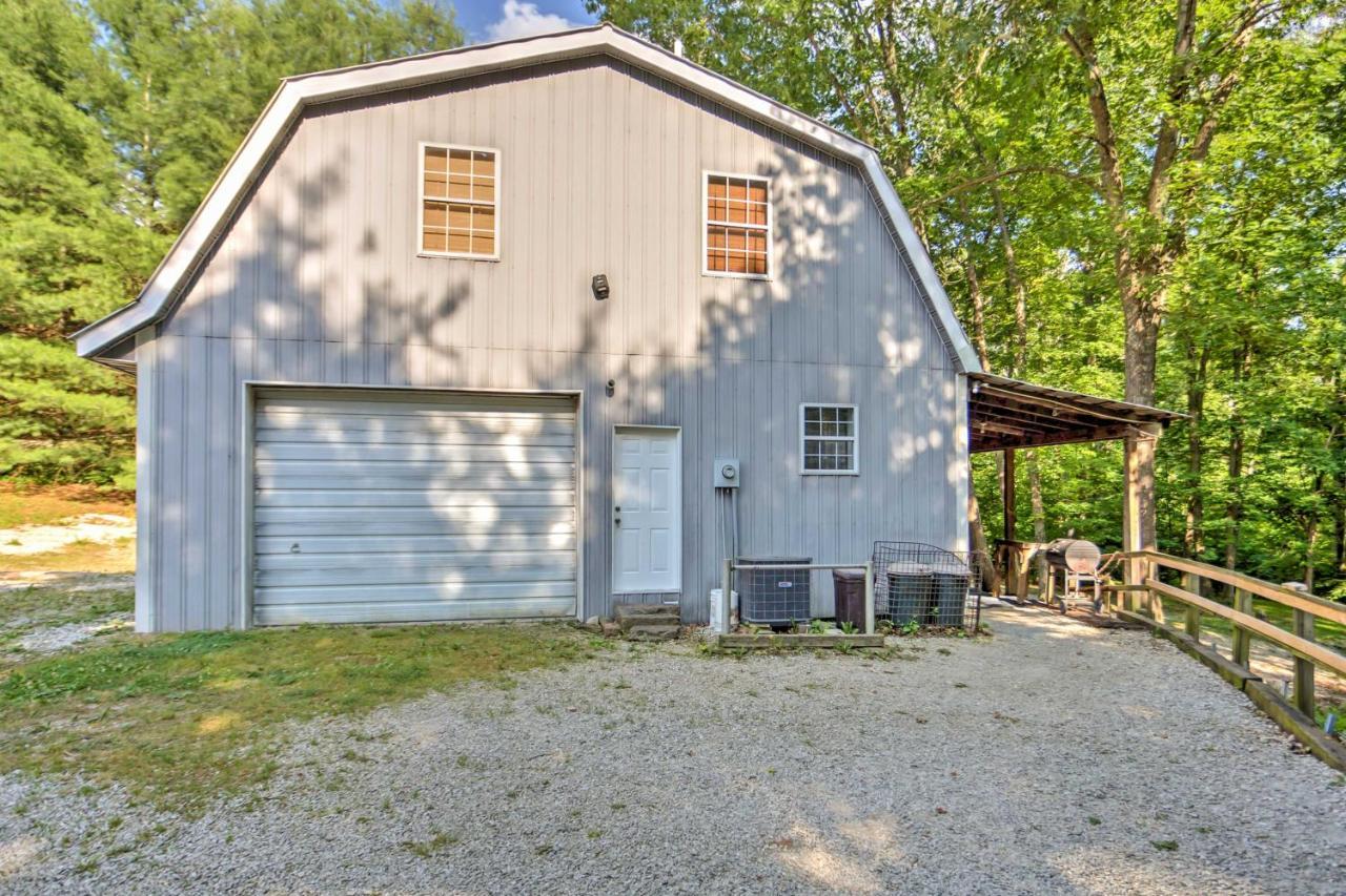 Rustic Taswell Cabin Grill And Walk To Patoka Lake! 外观 照片
